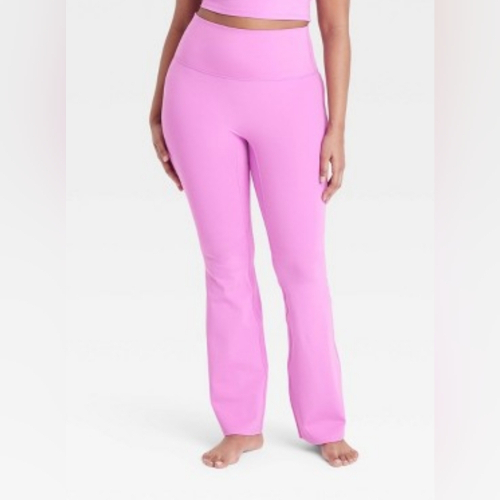 Nwt all in motion size small